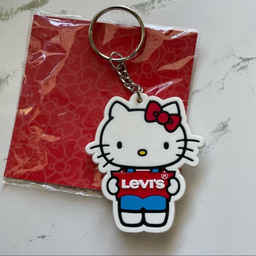 Hello Kitty x Levi's Keychain